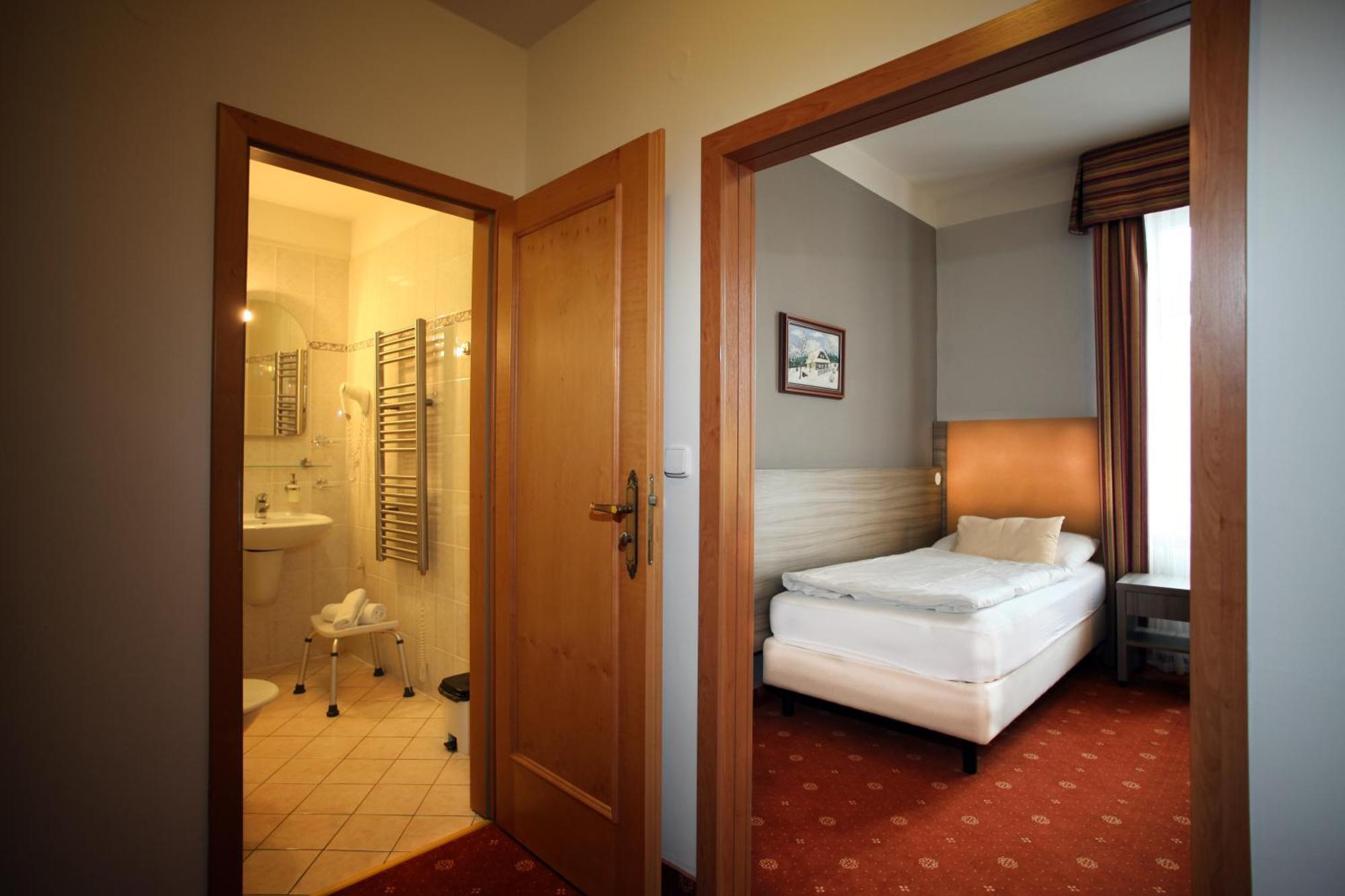 Hotel Paris Марианске-Лазне Экстерьер фото